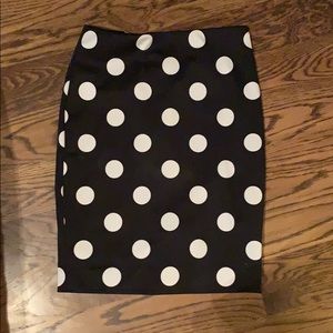 The Limited Skirt - 20 inches long